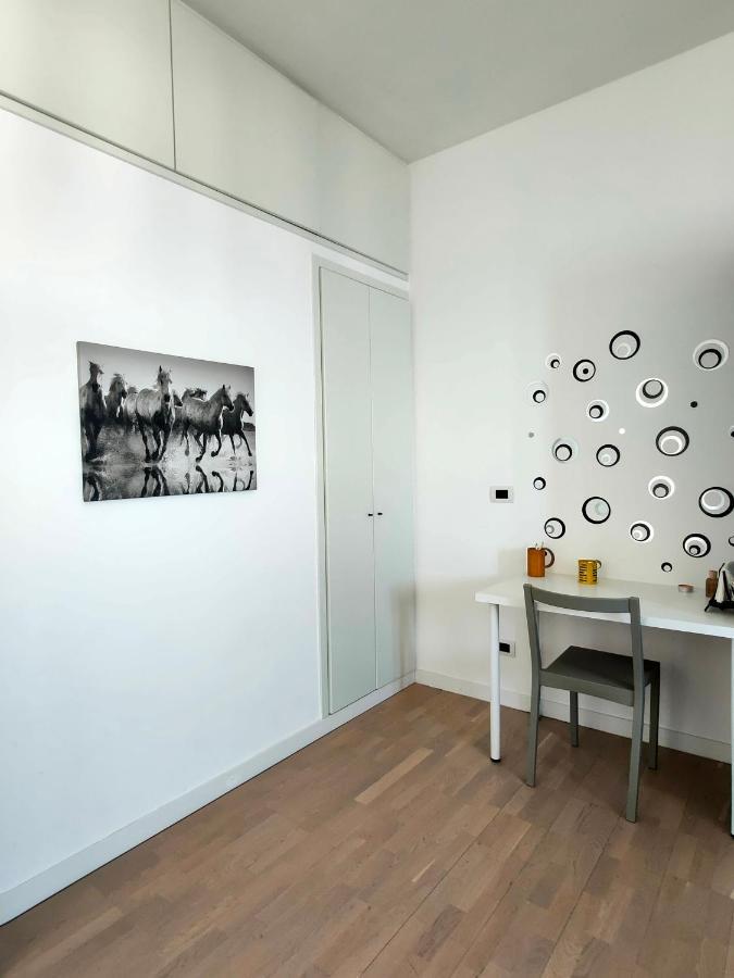Seafront Suites Bari Exteriör bild